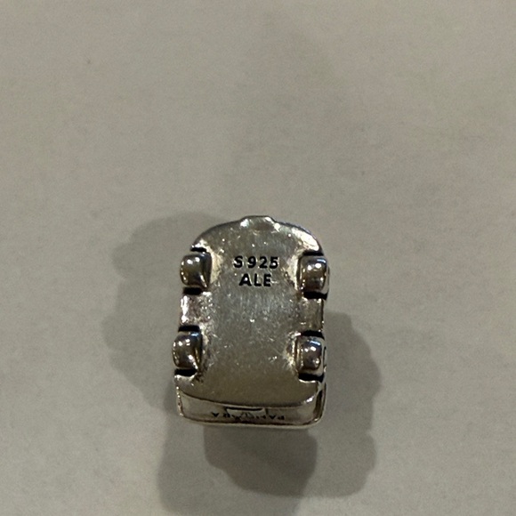 Pandora Camper Van charm - Picture 5 of 6